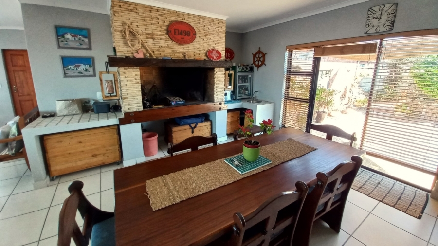 3 Bedroom Property for Sale in Vredenburg Western Cape